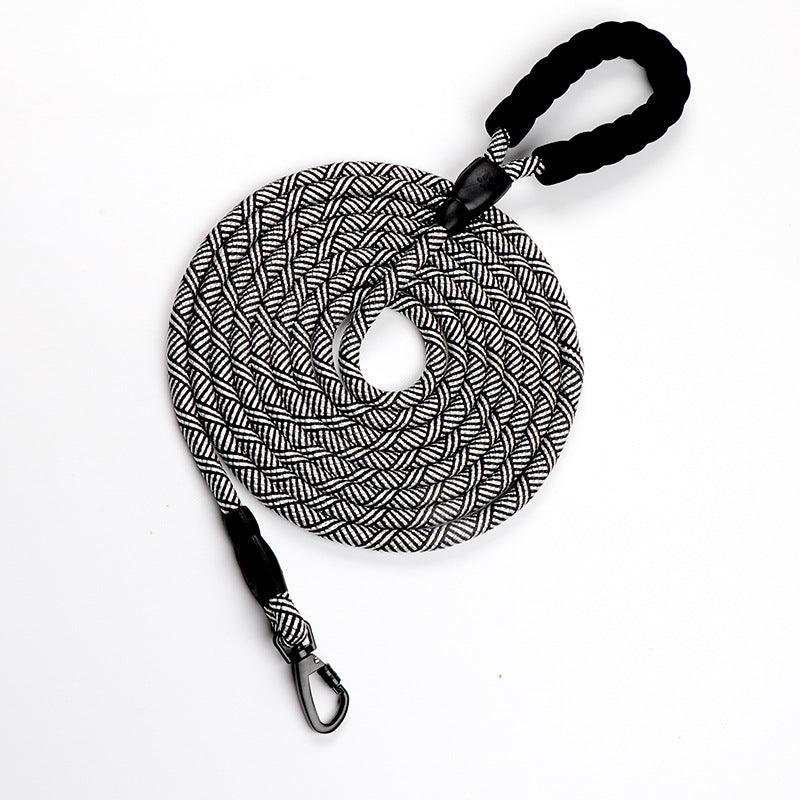 Durable 4.5M Nylon Dog Leash - Explore The Great Outdoors With Your Pup!-2