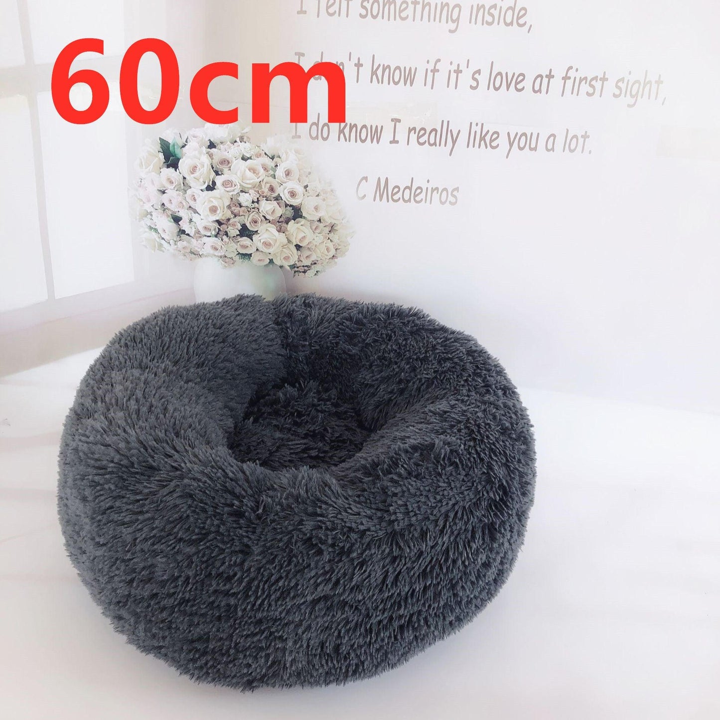 Cozy Haven: Luxurious Round Pet Bed For Winter Comfort-2