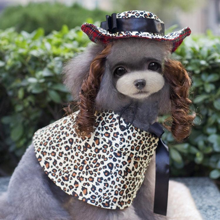 Festive Pet Couture: Hilarious Holiday Pet Attire For A Pawsome Christmas!-6